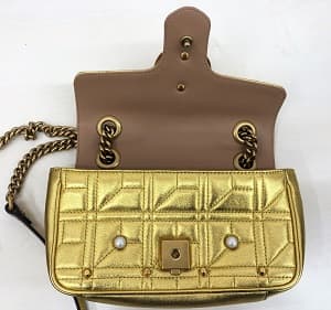 グッチ GGマーモント ショルダーバックの買取実績【佐久平店/長野県/佐久市】 長野県佐久市にあるザ・ゴールド 佐久平店の画像2