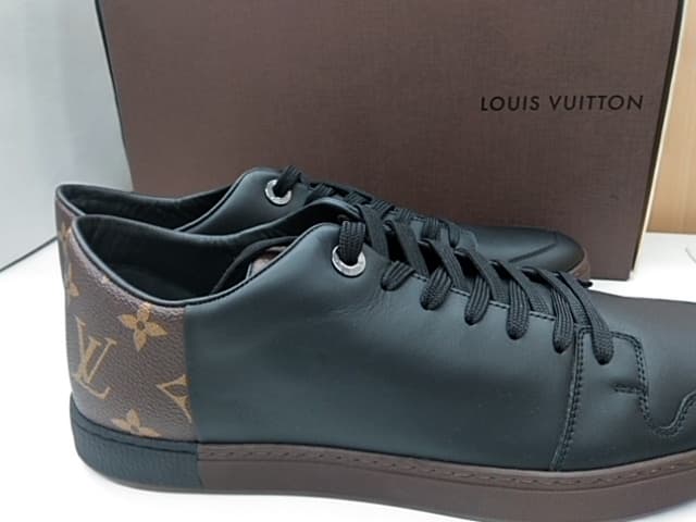 Louis Vuitton　スニーカーの買取実績【上田店/長野県/上田市】 長野県上田市にあるザ・ゴールド 上田店の画像1
