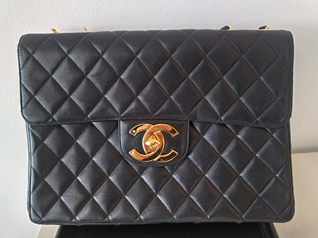 CHANEL　デカマトラッセチェーンショルダーバッグの買取実績【上田店/長野県/上田市】 長野県上田市にあるザ・ゴールド 上田店の画像1