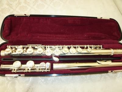 ヤマハフルート【上田店】 長野県上田市にあるザ・ゴールド 上田店の画像1