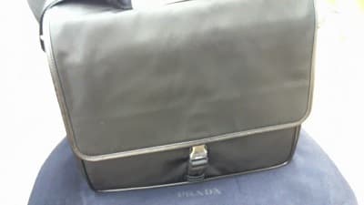 プラダ　ショルダーバッグ【上田店】 長野県上田市にあるザ・ゴールド 上田店の画像1