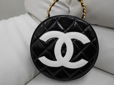 シャネル　マトラッセステッチ丸型バニティ　【稲里中央店】 長野県長野市にあるザ・ゴールド 稲里中央店の画像1