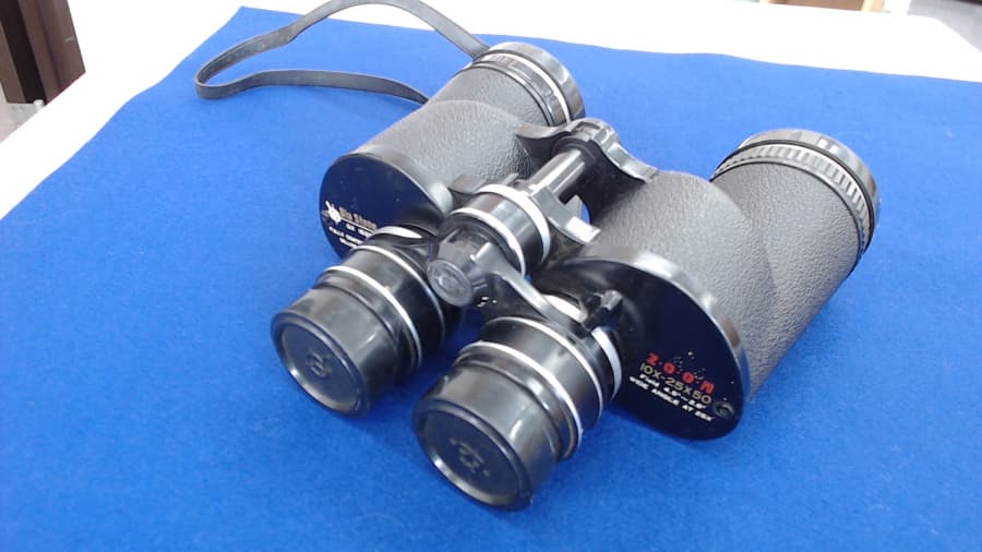 双眼鏡の買取実績【稲里中央店/長野県/長野市】 長野県長野市にあるザ・ゴールド 稲里中央店の画像1