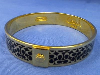 コーチバングル【稲里中央店】 長野県長野市にあるザ・ゴールド 稲里中央店の画像1