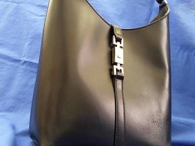 グッチ　ショルダーバッグ【稲里中央店】 長野県長野市にあるザ・ゴールド 稲里中央店の画像1