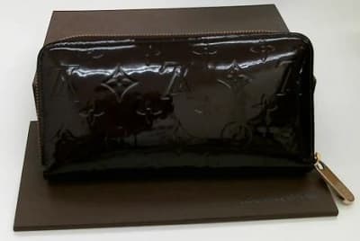 ジッピー・ウォレット【稲里中央店】 長野県長野市にあるザ・ゴールド 稲里中央店の画像1