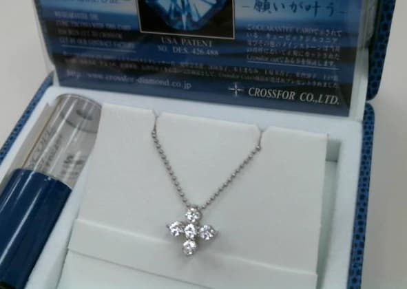 クロスフォーネックレス【稲里中央店】 長野県長野市にあるザ・ゴールド 稲里中央店の画像1