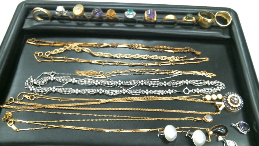 貴金属【稲里中央店】 長野県長野市にあるザ・ゴールド 稲里中央店の画像1