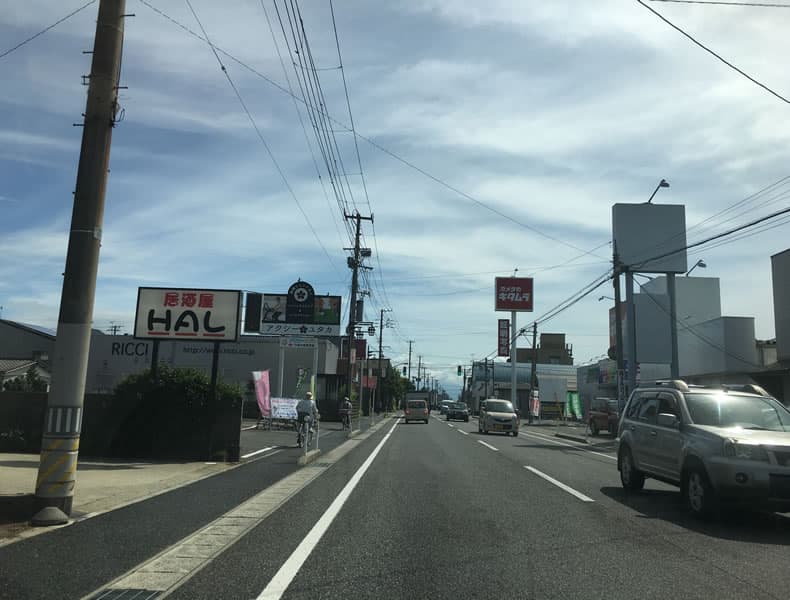 竹尾インター方面からお車でお越しの場合