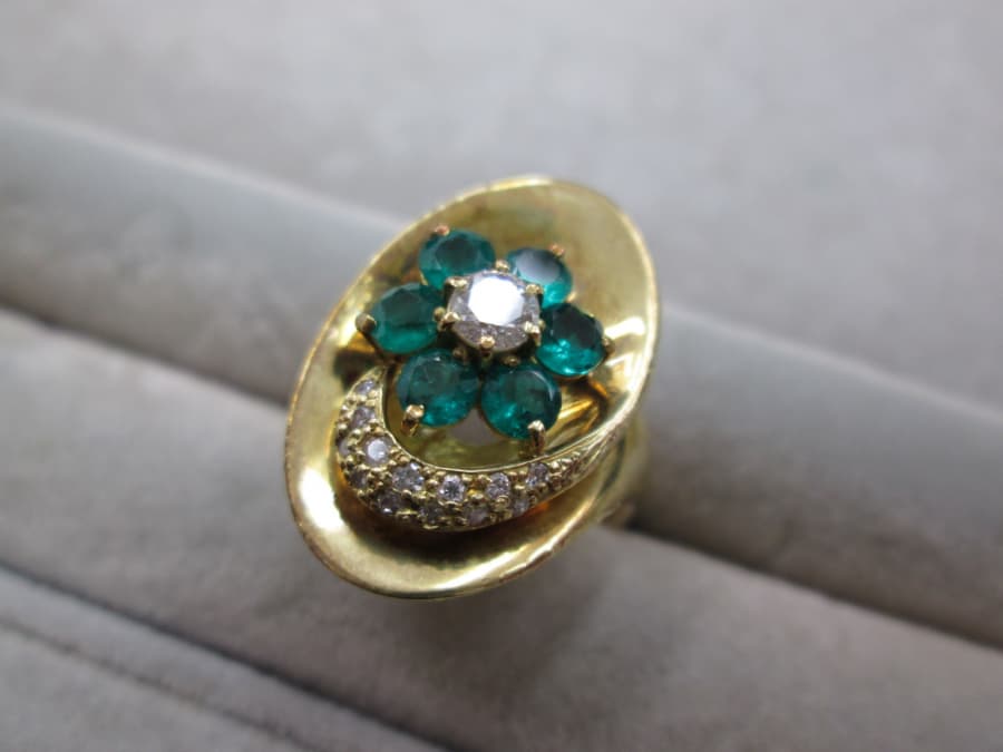 18金ダイヤモンド・色石付きリングの買取実績【上木戸店/新潟県/東区】 新潟県新潟市にあるザ・ゴールド 上木戸店の画像1