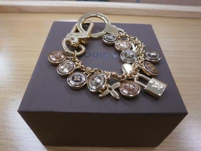 ルイヴィトン　バッグチャーム【県央店】 新潟県燕市にあるザ・ゴールド 県央店（※10/21に閉店いたしました）の画像1