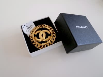 シャネルのブローチ　【亀田店】 新潟県新潟市にあるザ・ゴールド 亀田店の画像1