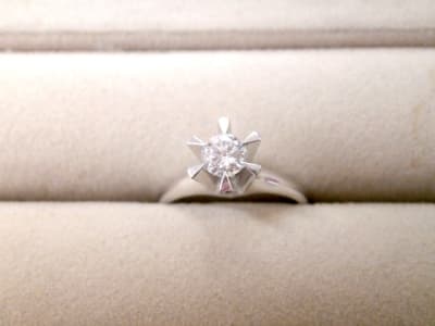 プラチナ９００立て爪リング　【亀田店】 新潟県新潟市にあるザ・ゴールド 亀田店の画像1