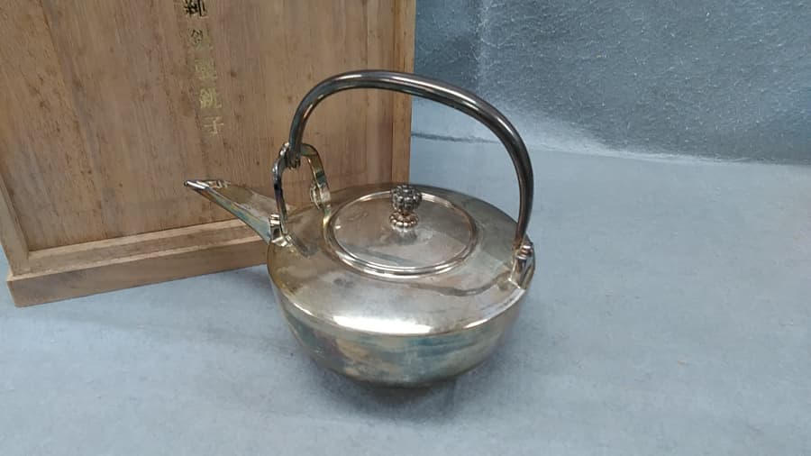 銀瓶・骨董品　【新発田店】 新潟県新発田市にあるザ・ゴールド 新発田店（※12/8に新発田イオンモール前店に移転いたしました） の画像1