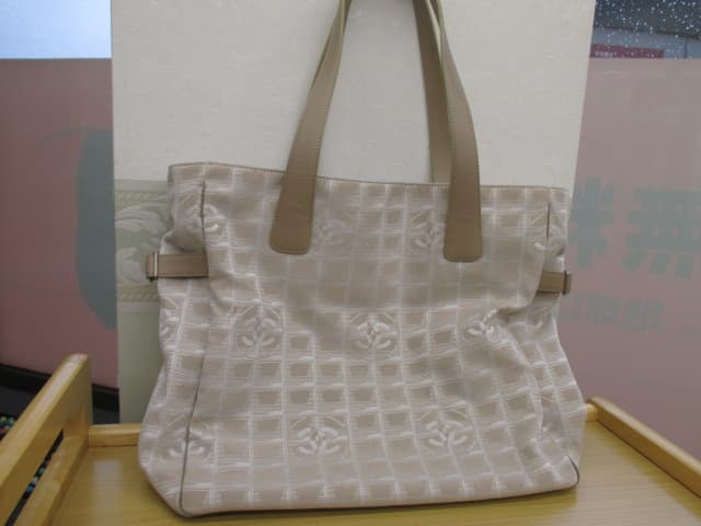 シャネル/ニュートラベルトートバッグの買取実績【柏崎店/新潟県/柏崎市】 新潟県柏崎市にあるザ・ゴールド 柏崎店の画像1