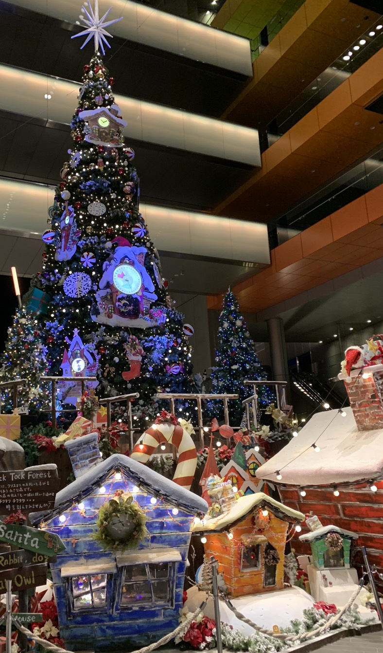 大きなクリスマスツリー☆【上越店】 新潟県上越市にあるザ・ゴールド 上越店の画像1