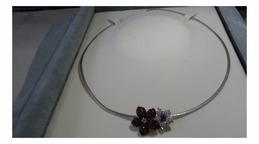 ルビーのネックレス【上越店】 新潟県上越市にあるザ・ゴールド 上越店の画像1