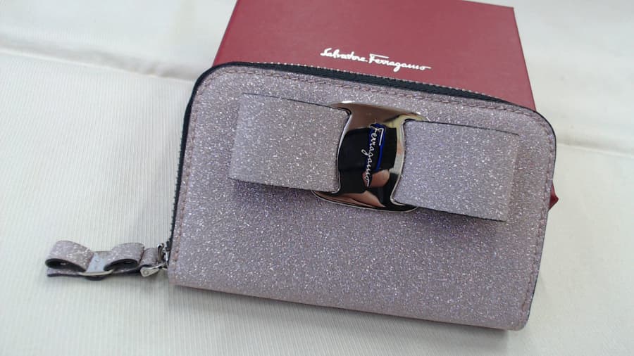 フェラガモ「ヴァラ」の財布の買取実績【上越店/新潟県/上越市】 新潟県上越市にあるザ・ゴールド 上越店の画像1