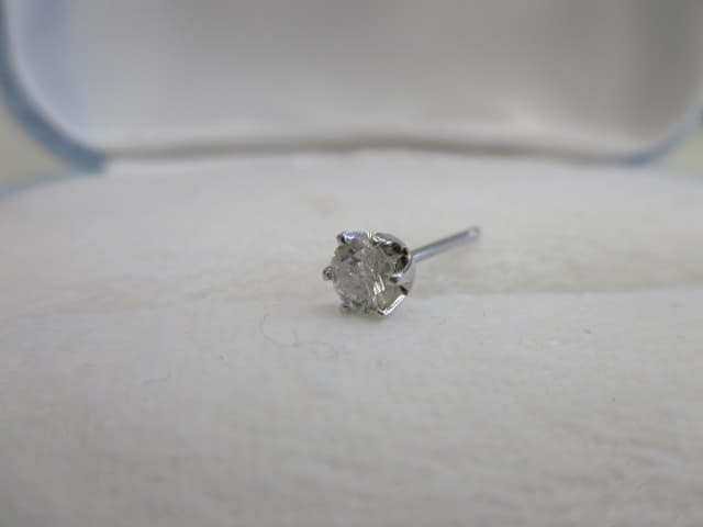プラチナ900ダイヤ付きピアス【三条店】 新潟県三条市にあるザ・ゴールド 三条店の画像1