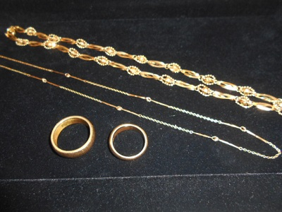 18金　ネックレス・リングの買取実績　　【長岡店/新潟県/長岡市】 新潟県長岡市にあるザ・ゴールド 長岡店の画像1
