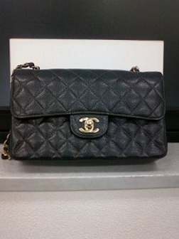 シャネルのチェーンショルダーバッグについて　①　【長岡店】