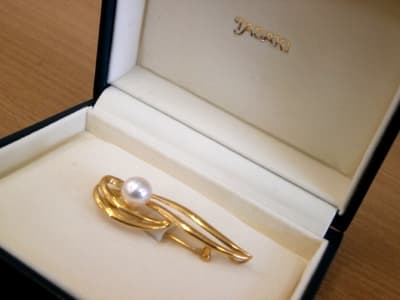 田崎真珠のブローチ　【新潟中央店】 新潟県新潟市にあるザ・ゴールド 新潟中央店（※新潟上近江店に移転いたしました）の画像1