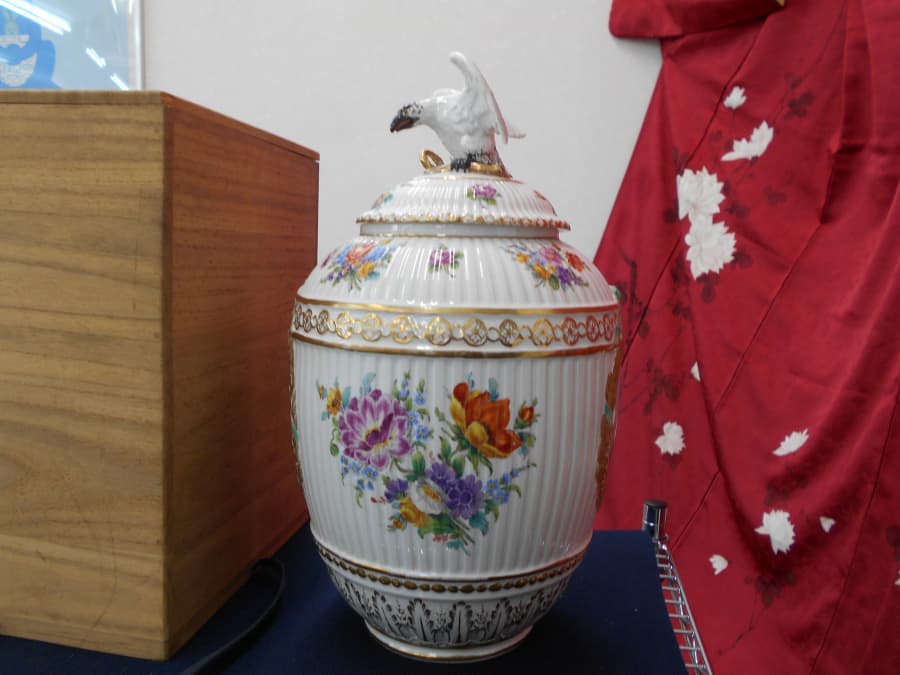 ＫＰＭベルリンの壺の買取り実績【新潟中央店/新潟県/新潟市】 新潟県新潟市にあるザ・ゴールド 新潟中央店（※新潟上近江店に移転いたしました）の画像1