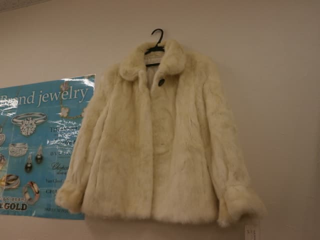 毛皮コート【新潟西店】 新潟県新潟市にあるザ・ゴールド 新潟西店の画像1