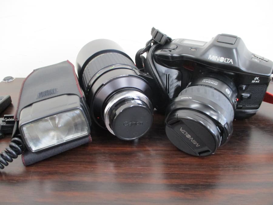 カメラ　レンズ　ストロボ【新潟西店】 新潟県新潟市にあるザ・ゴールド 新潟西店の画像1