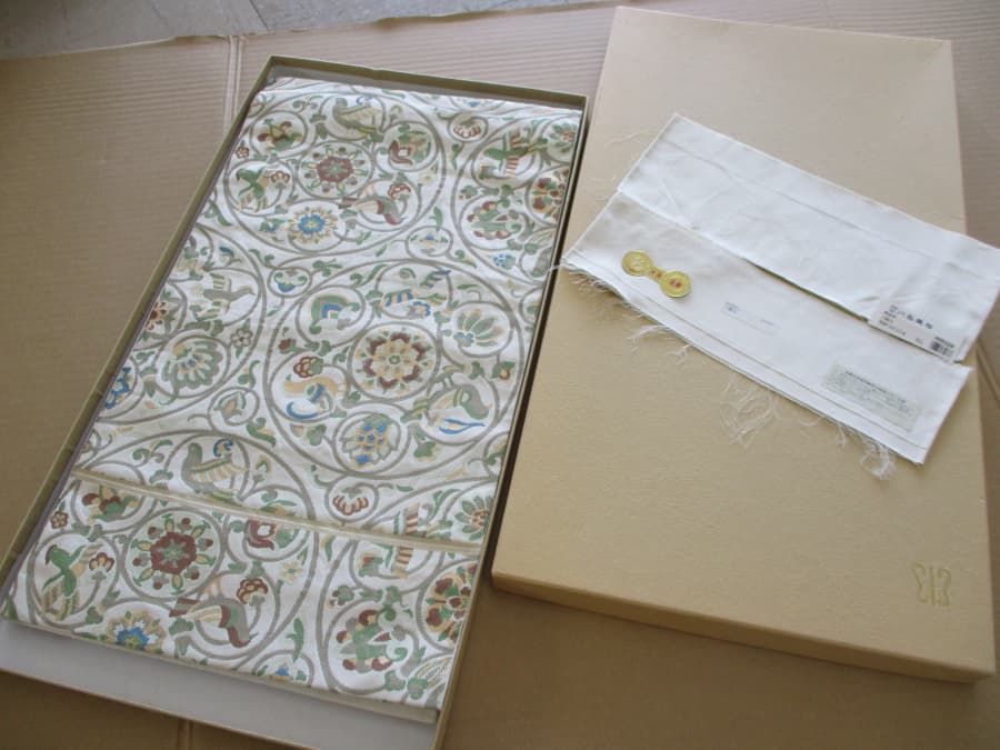 川島織物の買取実績【新潟西店/新潟県/新潟市西区】 新潟県新潟市にあるザ・ゴールド 新潟西店の画像1