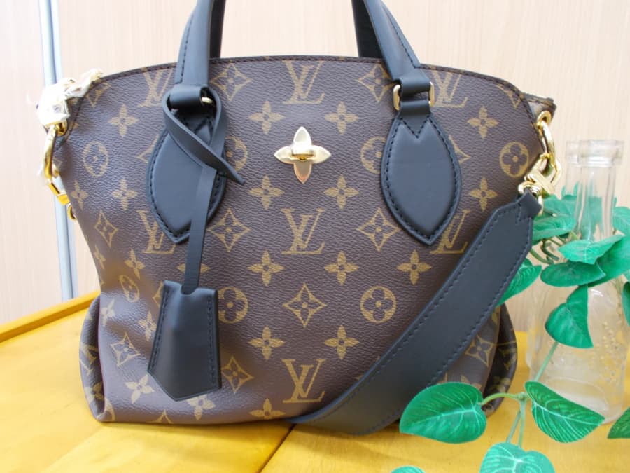 ルイヴィトン　フラワー・ジップド トート【郡山横塚店】 福島県郡山市にあるザ・ゴールド 郡山横塚店の画像1