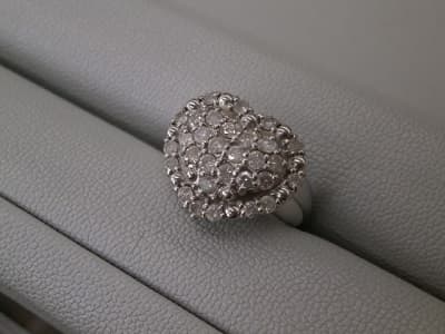 プラチナ900ダイヤモンドリング【郡山横塚店】 福島県郡山市にあるザ・ゴールド 郡山横塚店の画像1