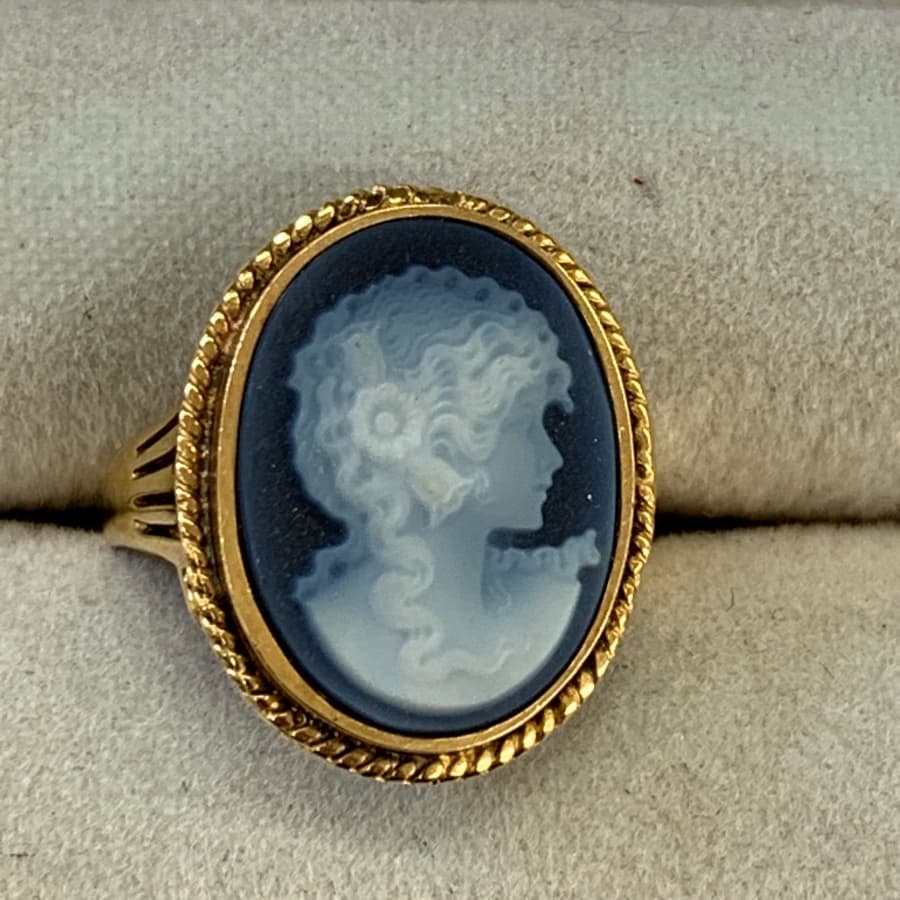 カメオ【郡山横塚店】 福島県郡山市にあるザ・ゴールド 郡山横塚店の画像1