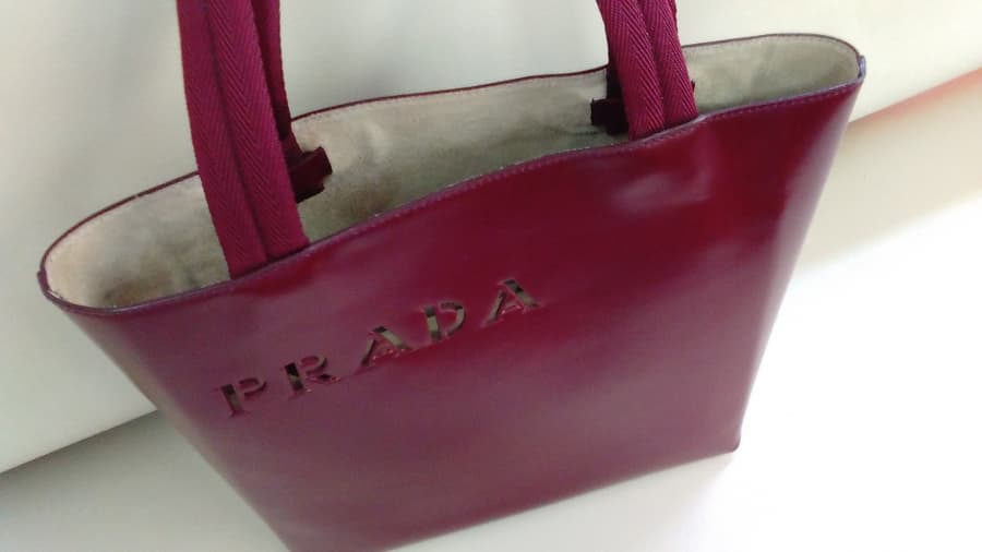 プラダ　トートバッグ【須賀川インター店】 福島県須賀川市にあるザ・ゴールド 須賀川インター店の画像1