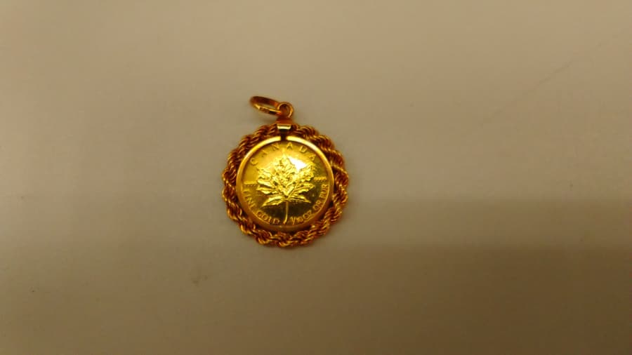 24金　メイプルリーフ金貨【須賀川インター店】 福島県須賀川市にあるザ・ゴールド 須賀川インター店の画像1
