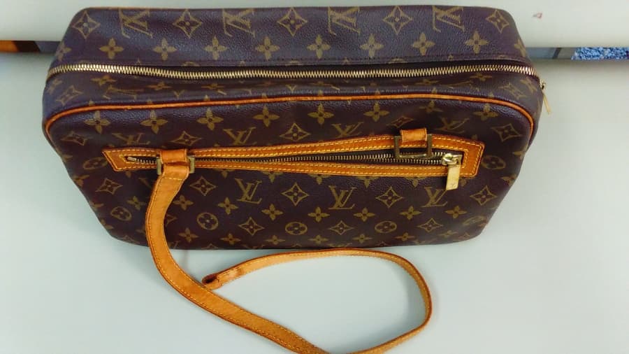 ルイ・ヴィトン　シテGMショルダーバッグ【須賀川インター店】 福島県須賀川市にあるザ・ゴールド 須賀川インター店の画像1