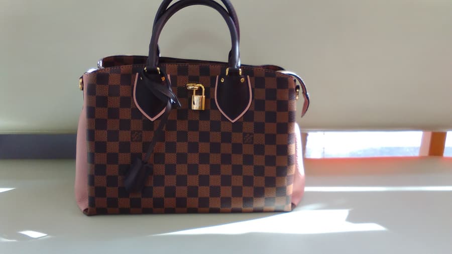 ルイ・ヴィトン　ブリタニー２ＷＡＹショルダーバッグ【須賀川インター店】 福島県須賀川市にあるザ・ゴールド 須賀川インター店の画像1