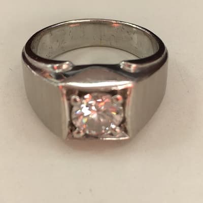 プラチナダイヤモンドリング　1.025カラット【須賀川インター店】 福島県須賀川市にあるザ・ゴールド 須賀川インター店の画像1