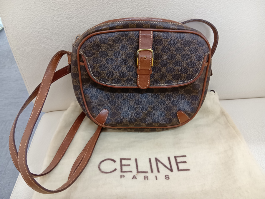 セリーヌバッグの買取実績【新白河店/福島県/白河市】 福島県白河市にあるザ・ゴールド 新白河店の画像1