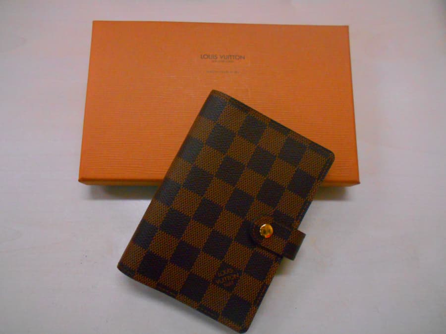 ルイ・ヴィトン　スケジュール帳の買取実績【新白河店/福島県/白河市】 福島県白河市にあるザ・ゴールド 新白河店の画像1