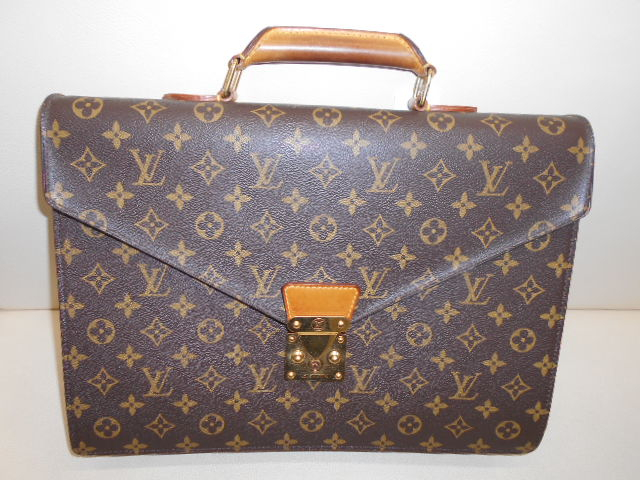 セルヴィエット・コンセイエ ビジネスバッグ買取実績【会津若松店/福島県/会津若松市】 福島県会津若松市にあるザ・ゴールド 会津若松店の画像1