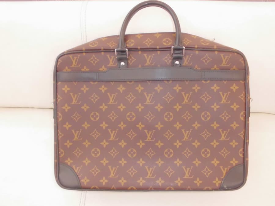 ルイヴィトン　ポルトドギュマンヴォワーヤージュ【南吉成店】 宮城県仙台市にあるザ・ゴールド 南吉成店の画像1