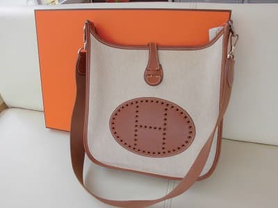 エルメス　エブリンPM【南吉成店】 宮城県仙台市にあるザ・ゴールド 南吉成店の画像1