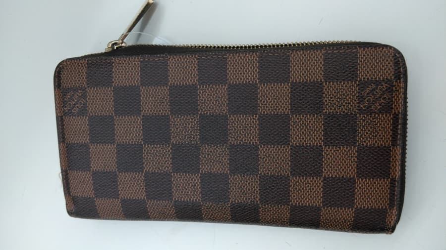 ルイヴィトン　ジッピーウォレットの買取実績【南吉成店/宮城県/仙台市】 宮城県仙台市にあるザ・ゴールド 南吉成店の画像1