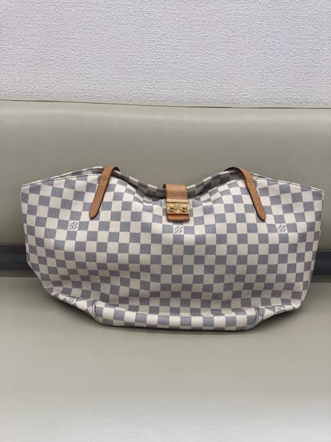 ルイ・ヴィトン　サリナPM【東仙台店】 宮城県仙台市にあるザ・ゴールド 東仙台店の画像1