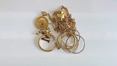 片方だけのピアスや壊れた貴金属【東仙台店】 宮城県仙台市にあるザ・ゴールド 東仙台店の画像1