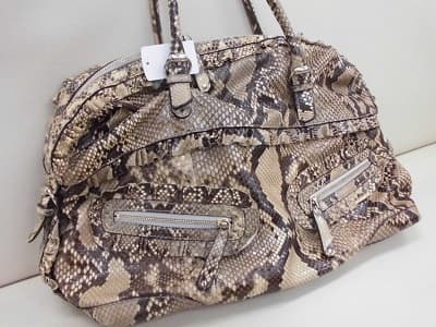 グッチ・フリルバッグ【泉インター店】 宮城県仙台市にあるザ・ゴールド 泉インター店の画像1