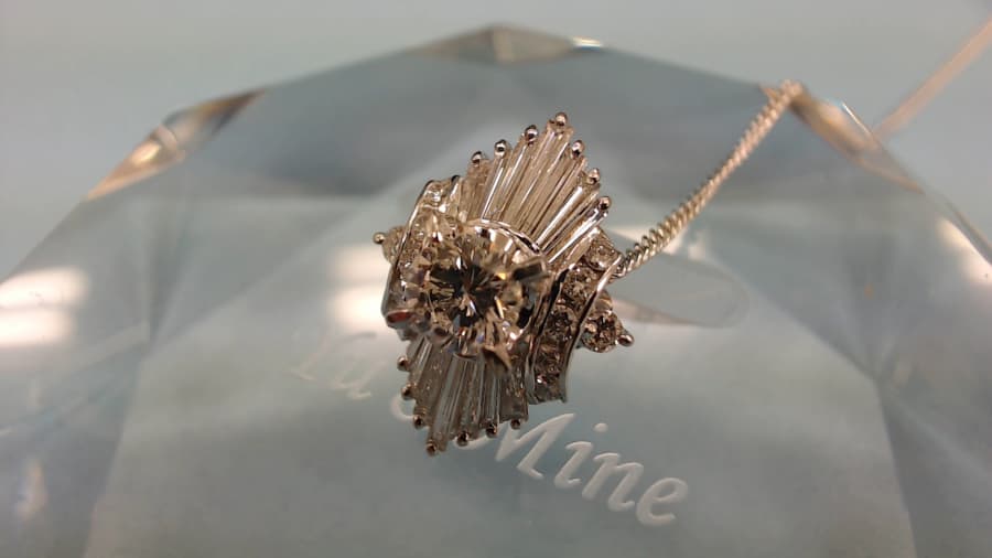 ダイヤ付きタイピン【泉インター店】 宮城県仙台市にあるザ・ゴールド 泉インター店の画像1