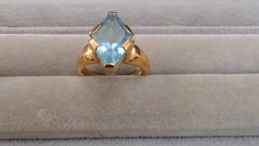 18金製・色石付きリング　【石巻店】 宮城県石巻市にあるザ・ゴールド 石巻店の画像1