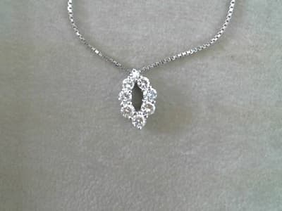 ダイヤモンド付ネックレス　【石巻店】 宮城県石巻市にあるザ・ゴールド 石巻店の画像1